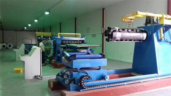 लाइट गेज 0.3-1.2 X 1300 के लिए कॉम्पैक्ट प्रेसिजन स्टील स्लीटिंग मशीन