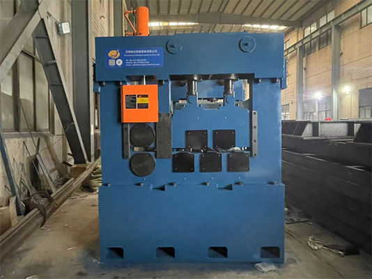 16 X 2000 Q195 Q235 08 इस्पात के लिए भारी शुल्क बड़े गेज एचआर स्टील कॉइल स्लिटिंग मशीन