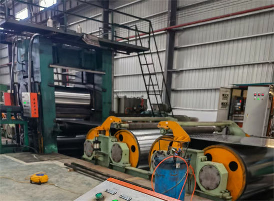 स्किन पास रोलिंग टेन्शन लेवलिंग मिल लाइन 4Hi 0.2-1.5 X 1300